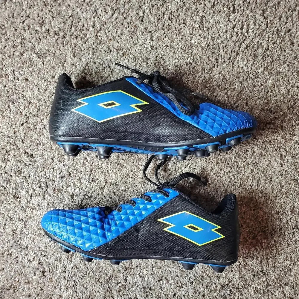 LOTTO FORZA ELITE 2 JR SOCCER CLEATS SIZE 4.5
